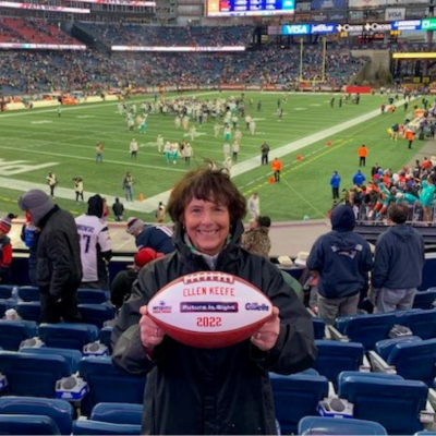 Ellen Keefe wins the Patriots Difference Maker Award
